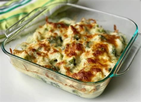 Br Coli Con Bechamel Receta Ekilu