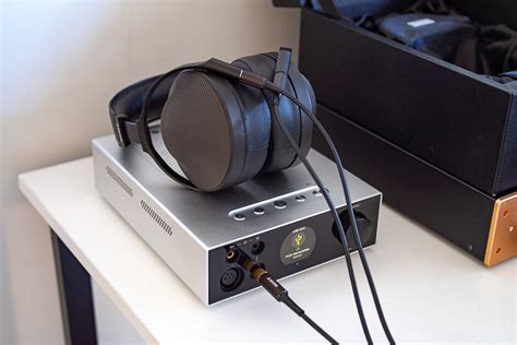 Shanling EH3 Review - Headfonia