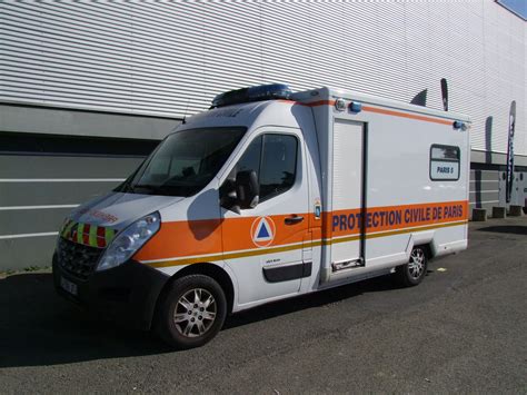 Renault Master Iii Dci Ambulance Protection Civile De Flickr