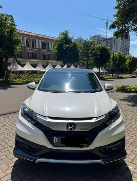 Honda HRV 1 8 AT Prestige Mugen White On Black Panoramic Sunroof Mobil