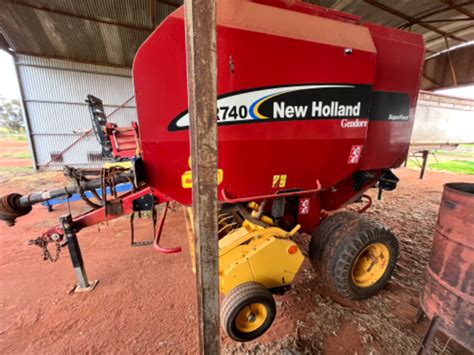 Lot New Holland Baler Auctionsplus