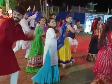 Sportsmen Perform Garba In Traditional Dress At Navratri Festival At