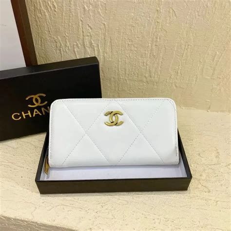 Chanel Клатч - купить с доставкой по выгодным ценам в интернет-магазине ...