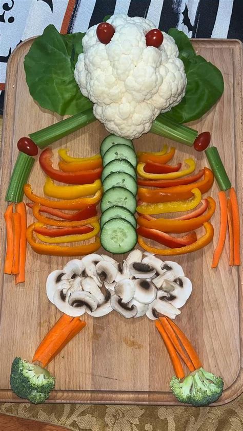 Halloween party food, Halloween food ideas, Skeleton veggie board, Fun ...