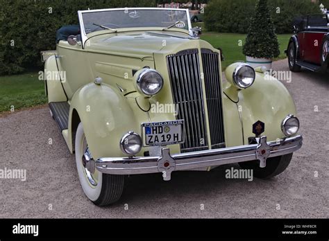 Classic Car Packard Stock Photo Alamy