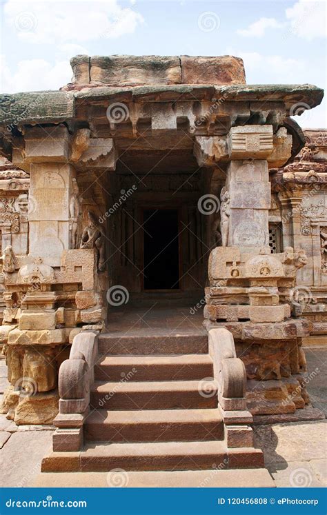 Eastern Entrance, Virupaksha Temple, Pattadakal Temple Complex ...