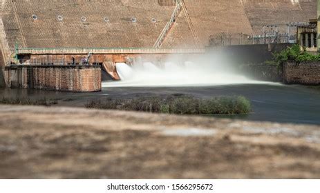 Vaigai Dam Built Across Vaigai River Stock Photo 1566295672 | Shutterstock