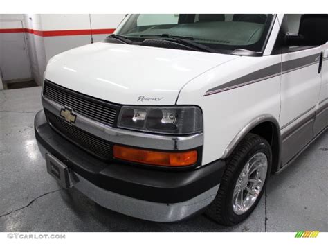 2003 Summit White Chevrolet Express 1500 Awd Passenger Conversion Van 72102014 Photo 28