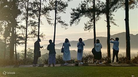 日惹出發達吉山婆羅浮屠寺和普蘭巴南寺私人一日遊 Klook香港