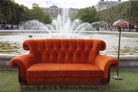 TV’s Most Famous Couch From 'Friends' Could Be Yours (For $3,000)