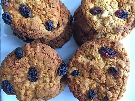 Vegan Oatmeal Raisin Cookies Susiechef