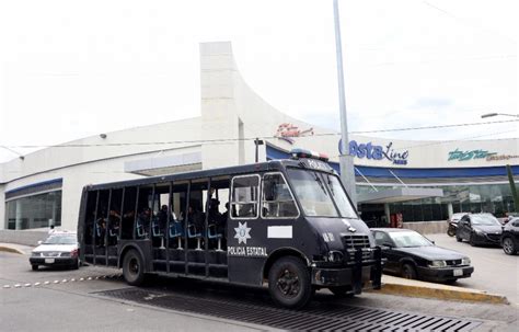 Despliegan A Polic As Antimotines En Centrales De Autobuses En La