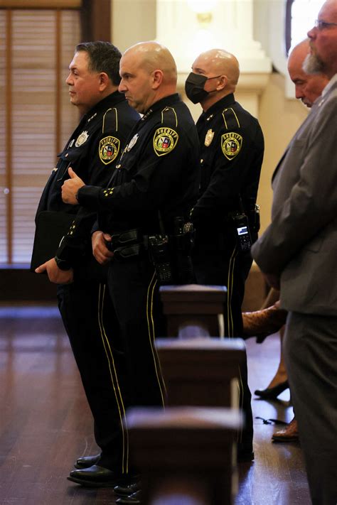 Bexar County Sheriffs Deputies To Get Pay Raises