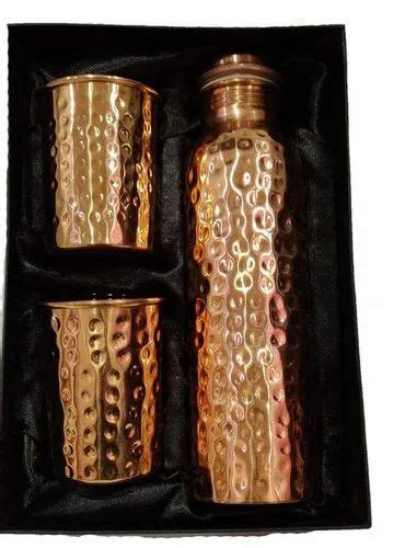 Plain Sarvsiddhi Copper Hammered Bottle Set Capacity At Rs