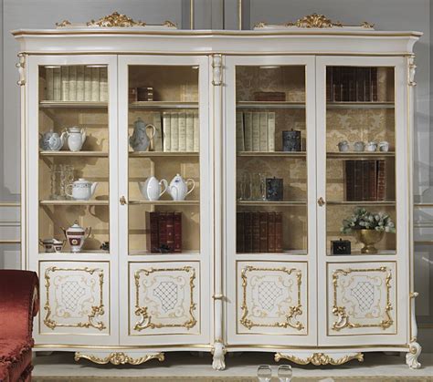 Casa Padrino Luxus Barock Vitrine Weiß Creme Beige Gold 276 x 60