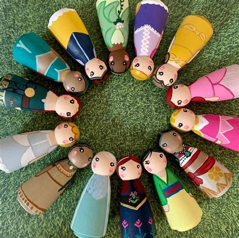 Princess Peg Dolls Etsy Peg Dolls Wood Peg Dolls Clothespin Crafts Christmas