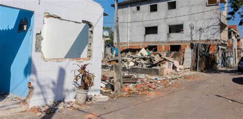 Remo O De Fam Lias No Jardim S O Manoel Em Santos Suspensa