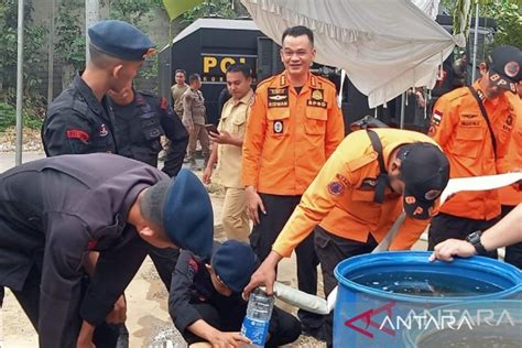 BPBD Babel Distribusikan 1 8 Juta Liter Air Bersih ANTARA News Bangka