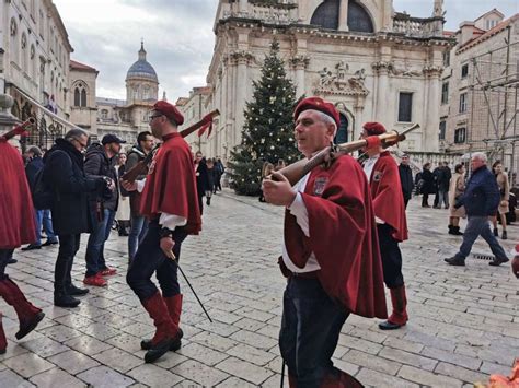 Kolenda U Gradu DubrovnikNet