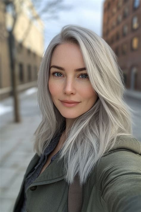 Striking Combinations 16 Stunning Red Hair With Blonde Highlights Styles
