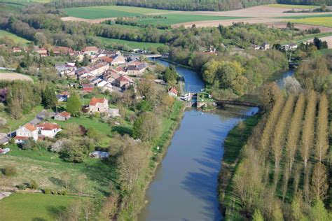 Canal Aisne Les Ardennes Vues Du Ciel Photos A Riennes R Alis Es