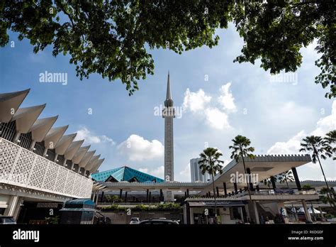 Kuala Lumpur Malaysia 9 April 2017 National Mosque Of Malaysia