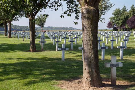 La N Cropole Nationale De Dompierre Becquincourt Chemins De M Moire