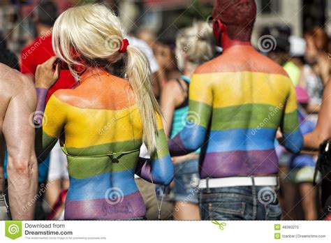 Bandera De La Paz Del Arco Iris Del Orgullo Gay Imagen Editorial Imagen De Homosexualidad