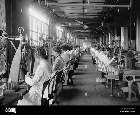 Women Labor In The Industrial Revolution