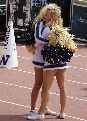 Husky Cheer Nfl Cheerleaders Cheerleading Cheer Me Up Husky Drill