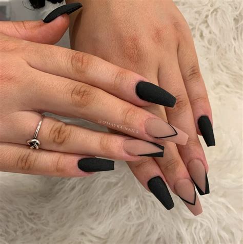 The Modern Basics Black And Nude Nail Designs Nail Designs Daily