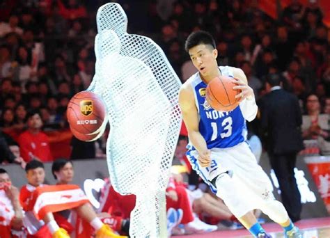 郭艾伦复出首战就打全明星，坐拥两大优势，有望冲击mvp