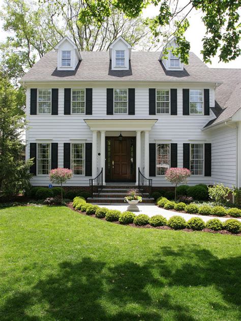 Colonial Home Landscape | Houzz