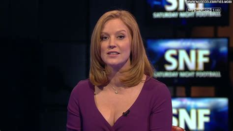 Sarah Jane Mee Cleavage Cleavage Celebrity Beautiful Babe Posing Hot Hd