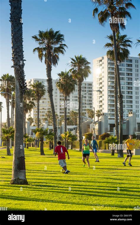 Santa Monica Los Angeles Oceanside Resort Apartment Block