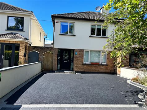 Tarmac Driveway With Granite Cobbles On Navan Road Dublin