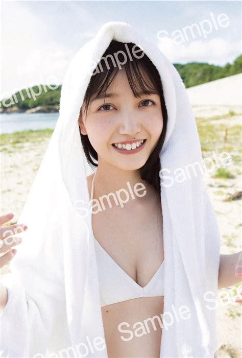 画像8 38 乃木坂46久保史緒里、大人なランジェリー姿で色白ボディ際立つ＜交差点＞ モデルプレス