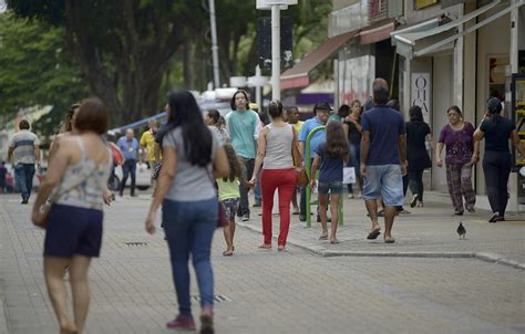 Veja o que abre e fecha no feriado da Padroeira do Brasil em Jundiaí