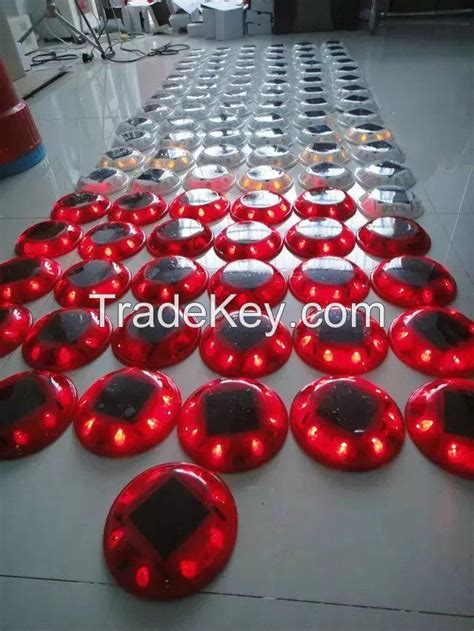 Reflective Road Studs Traffic Safety Facilities Durable One Way Road