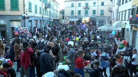 In Tanti A Festeggiare Il Carnevale A Castelnuovo Noitv