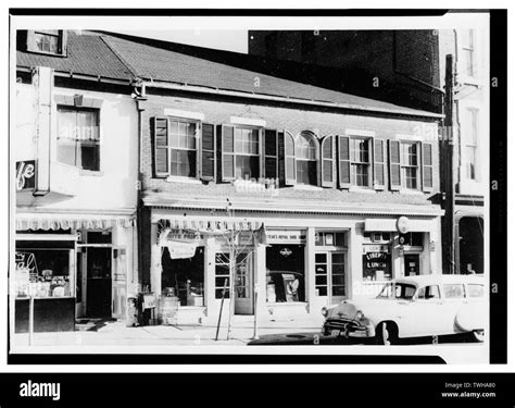 Royal Street Area Survey 103 107 Royal Street Commercial Building