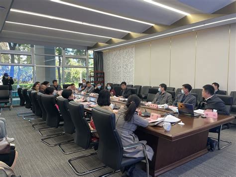 我校召开2021 2022学年学生资助工作领导小组会议暨校奖学金管理委员会会议