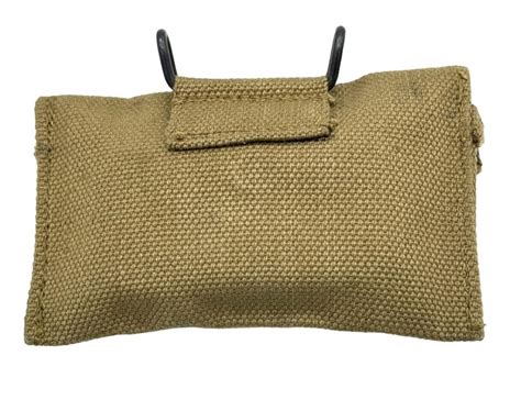 IMCS Militaria US WW2 British Made First Aid Kit Pouch With Kit