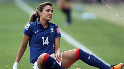 Top 10 Greatest Female Soccer Players In History YouTube