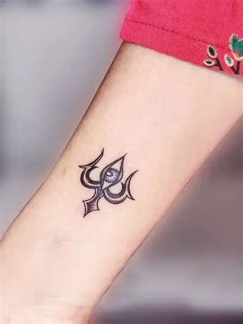 Trishul Tattoo On Interior Forearm Guru Tattoos Jhaiho Guru