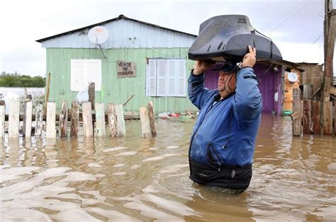 Cronaca Meteo Brasile Piogge Torrenziali Nel Rio Grande Do Sul 13