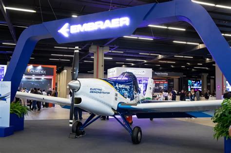 Embraer Mostra Protótipo De Avião 100 Elétrico Veja Fotos Market