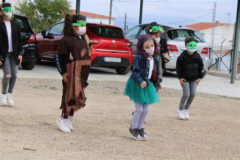 Halloween Y Los Santos Visita A La Residencia De Mayores Santa Ana