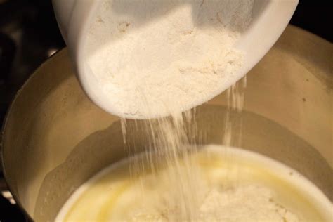 Adding Flour To Boiling Water For Churros ⋆