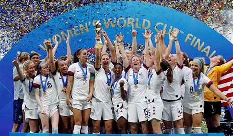 Us Soccer Will Be The First Sports League To Feature Equal Pay Between